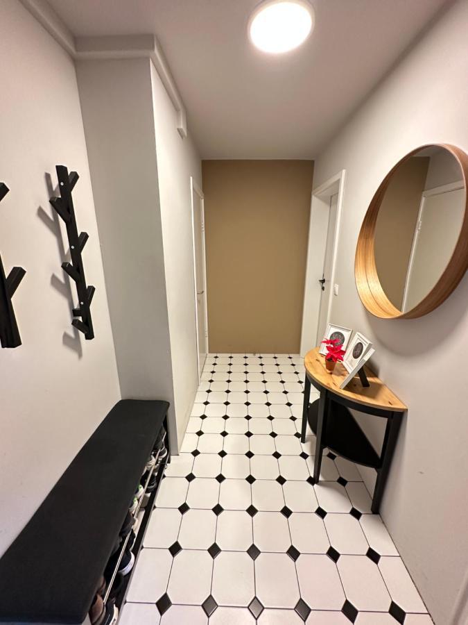 Spacious And Family Friendly Apartment In Kopavogur Reykjavik Exterior photo